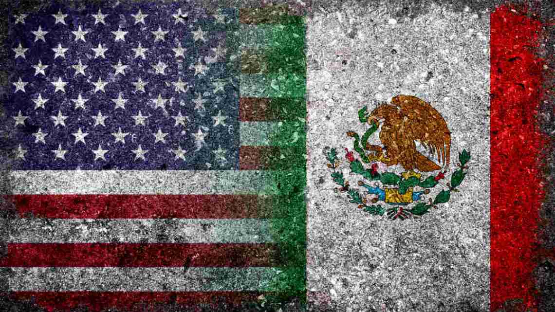 us-mexican-flags